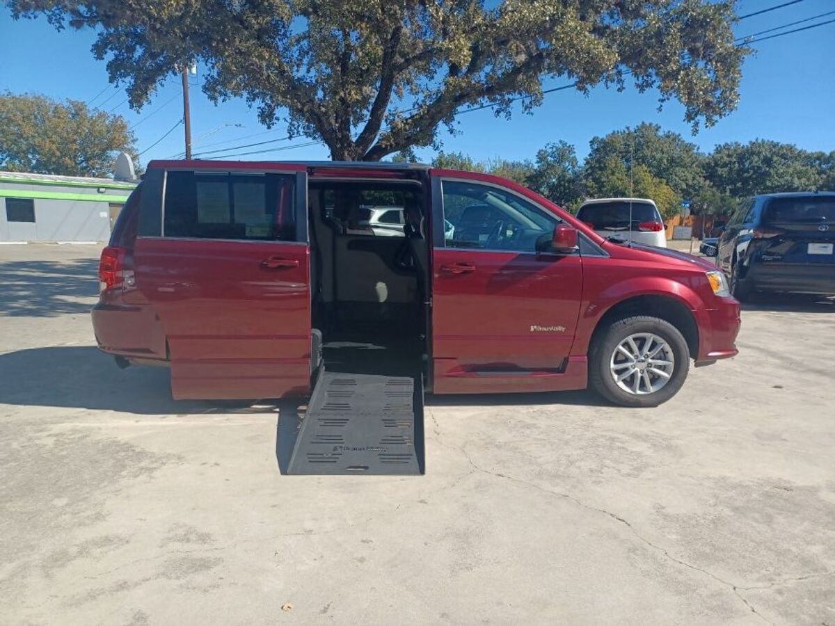 dodge grand caravan 2019 2C4RDGCG0KR544441 image dodge grand caravan 2019 2C4RDGCG0KR544441 image